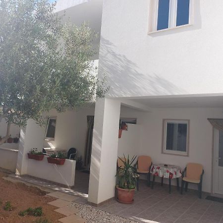 Apartments Slavica Bol Eksteriør billede