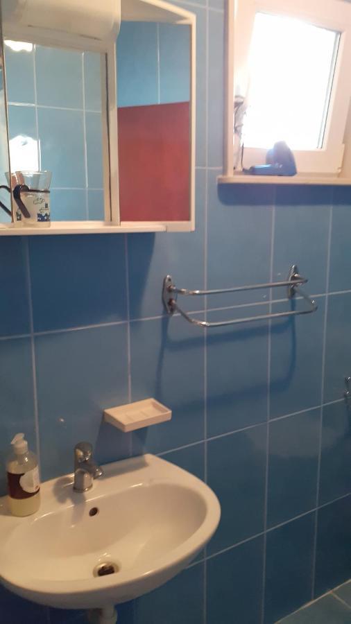 Apartments Slavica Bol Eksteriør billede