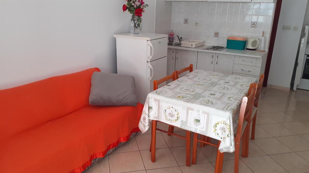 Apartments Slavica Bol Eksteriør billede