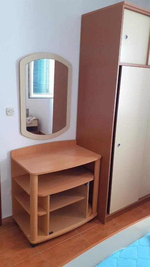 Apartments Slavica Bol Eksteriør billede